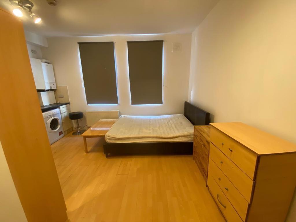 Golders Way Rooms London Kültér fotó