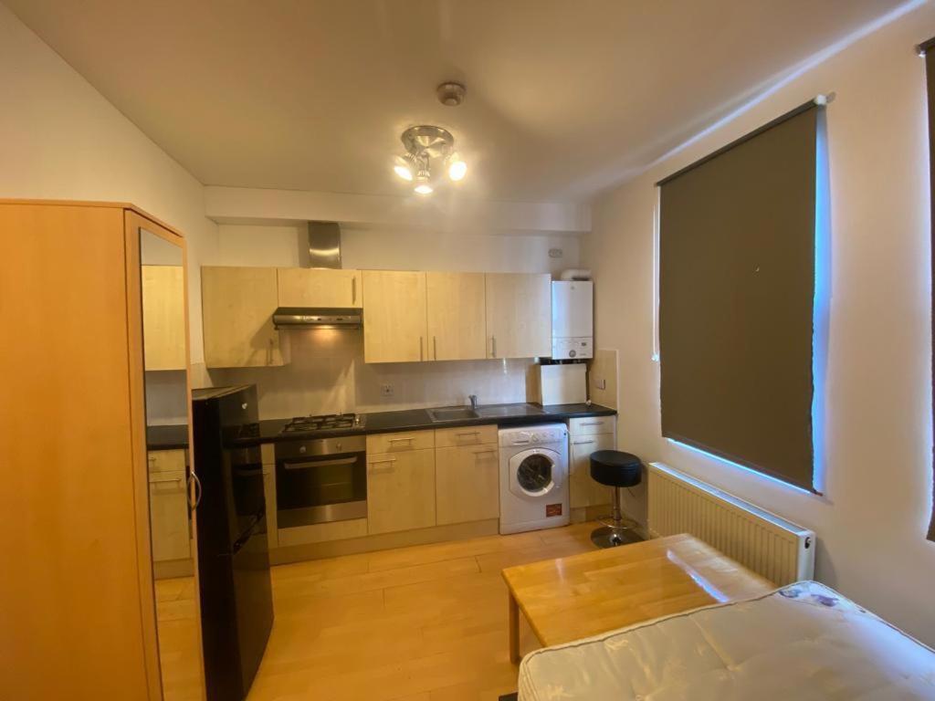 Golders Way Rooms London Kültér fotó